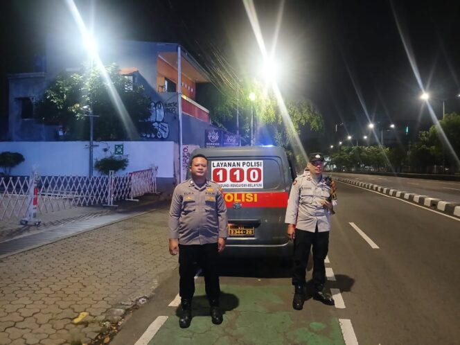 
					Polri Siaga Subuh Hari, Patroli Strong Point Kemayoran Jaga Kondusivitas Wilayah