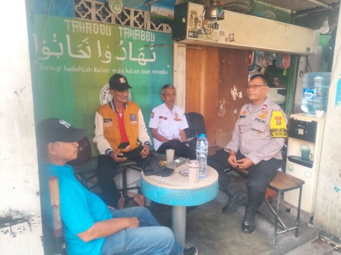 
					Polisi Hadir di Tengah Warga, Patroli Dialogis RW 11 Perkuat Keamanan Johar Baru