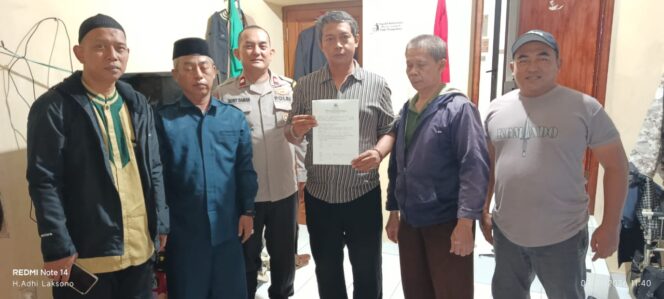 
					Bhabinkamtibmas Menteng Mediasi Kasus Pencurian Helm di Masjid Agung Sunda Kelapa