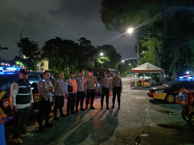 
					Cegah Gangguan Kamtibmas Jelang Tengah Malam” Bersama Tiga Pilar Sawah Besar