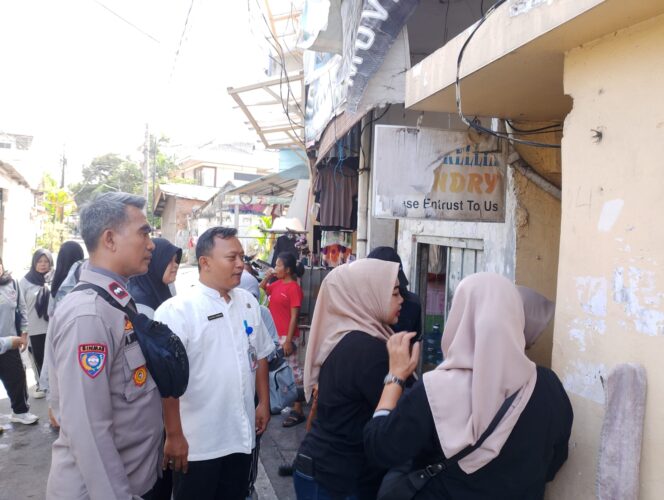 
					Polsek Sawah Besar Dampingi PSN Jumantik di Kartini, Cegah DBD Sejak Dini