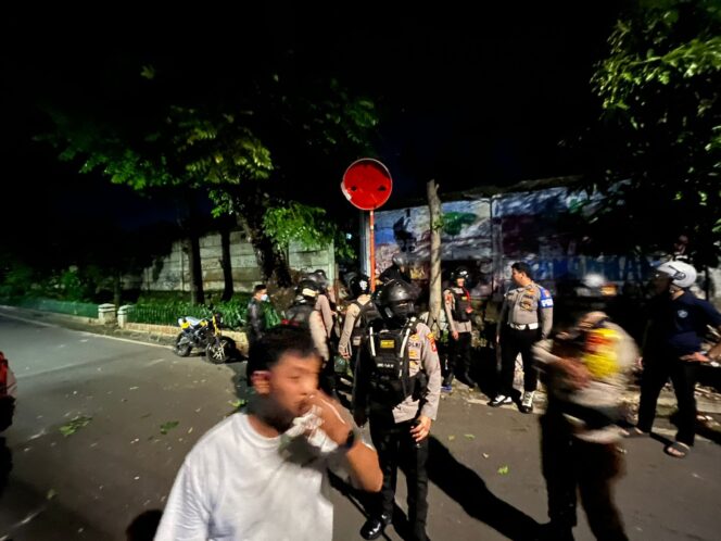 
					Respon Cepat Polisi Redam Sebelum Terjadinya Aksi Tawuran Warga di Perbatasan Johar Baru–Senen