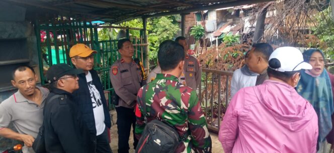 
					Kapolsek Johar Baru Bersama Warga Rencanakan Pos Pantau Antisipasi Tawuran