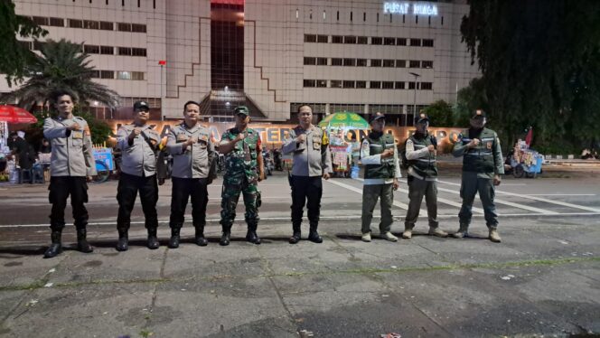 
					Jaga Jakarta, Polisi Gelar Patroli Tiga Pilar di Kemayoran, Antisipasi Tawuran dan Kejahatan Jalanan