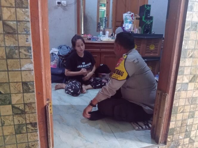 
					Bhabinkamtibmas Duri Pulo Sambangi Korban Dugaan KDRT Psikis, Polri Hadir Beri Perlindungan dan Empati