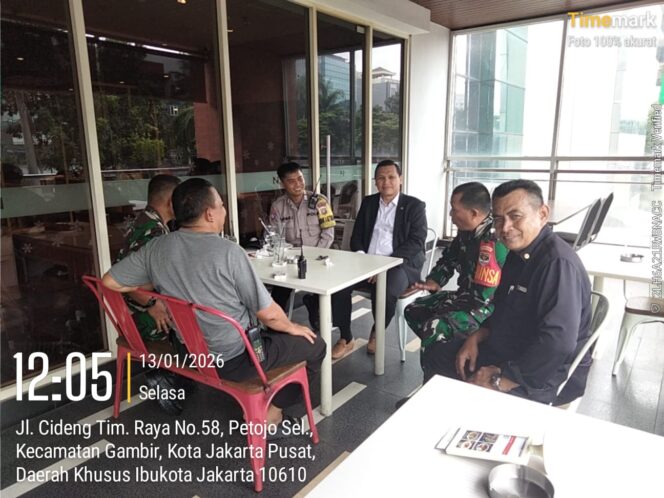 
					Bhabinkamtibmas Petojo Selatan Sambangi Hotel Swiss-Belinn, Perkuat Sinergi Keamanan