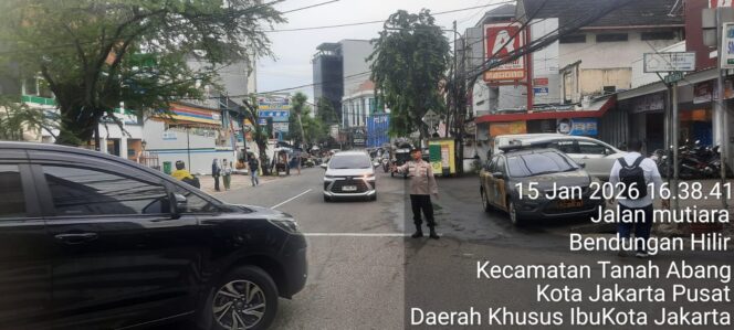 
					Pengaturan Lalu Lintas Sore Hari, Polisi Pastikan Situasi Kondusif di Bendungan Hilir