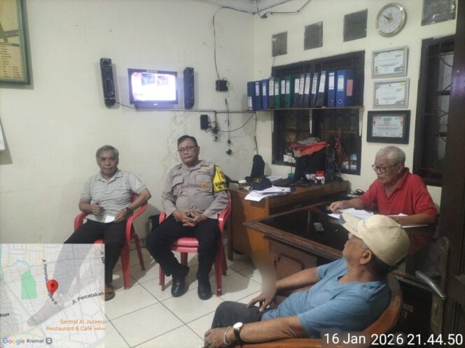 
					Hadir di Tengah Warga, Polisi Dorong Peran Aktif RW 06 Johar Baru Jaga Keamanan