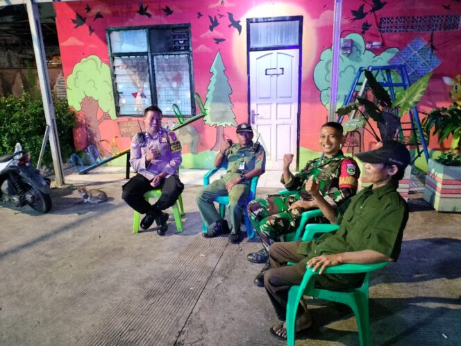 
					Polisi Monitoring Siskamling di Kebon Kosong, Perkuat Sinergi Cegah Curanmor dan Tawuran