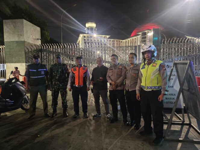 
					Cegah Kejahatan Bersama Tiga Pilar Sawah Besar, Gelar Patroli Malam