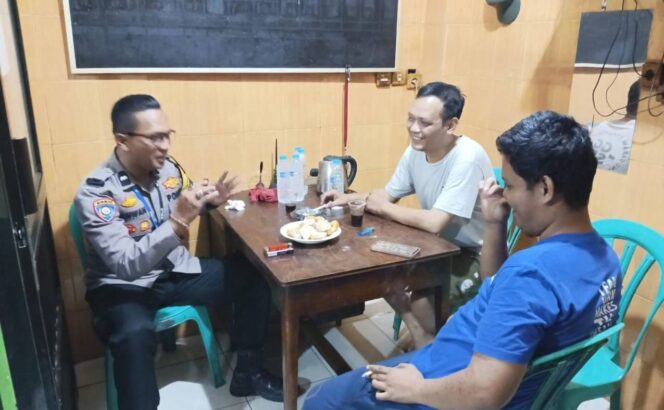 
					Dekatkan Polisi dengan Warga, Bhabinkamtibmas Kampung Rawa Perkuat Dialog Kamtibmas