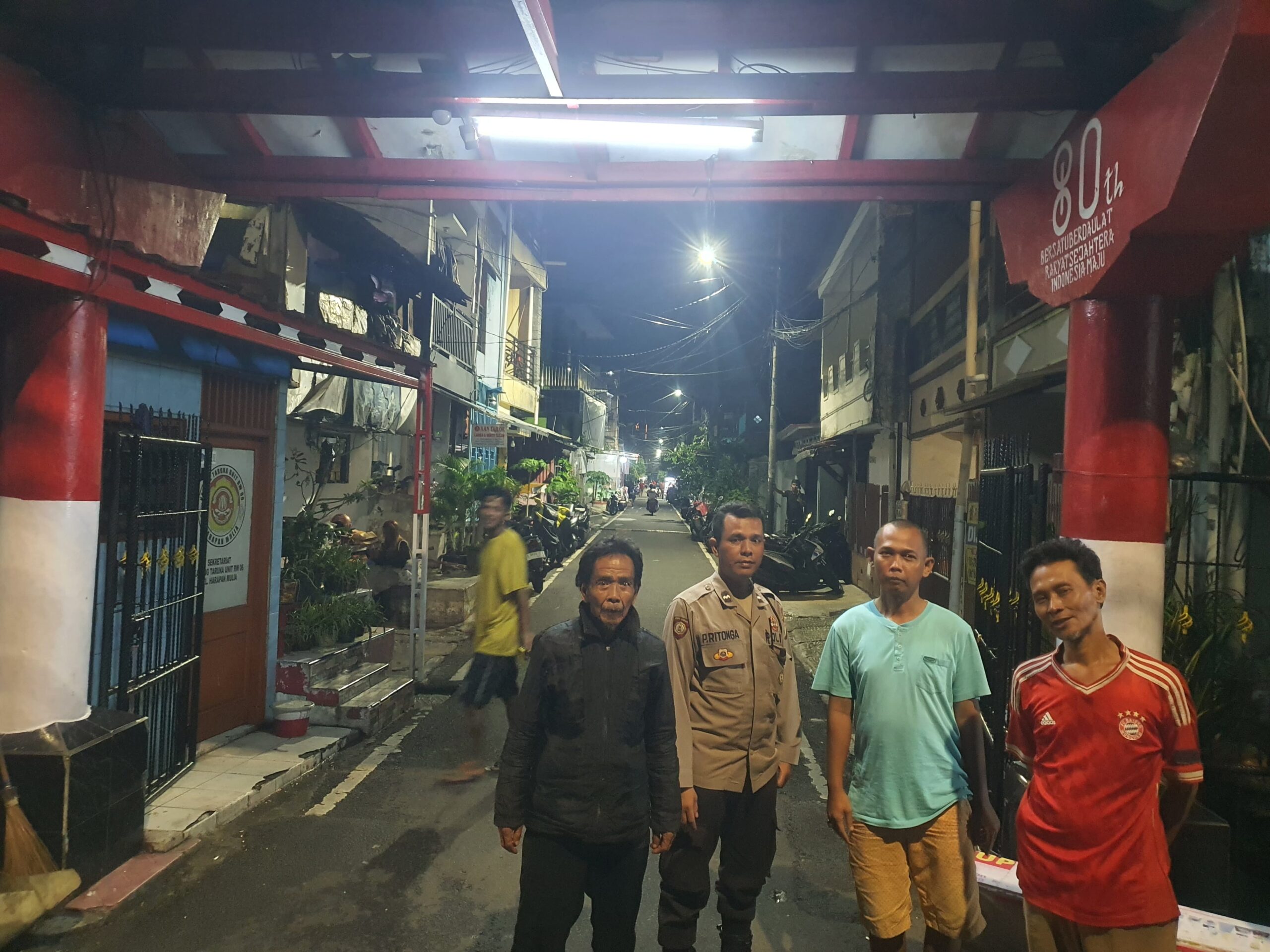 Sahabat Patroli Polisi Jaga Keamanan Dini Hari di Wilayah Kemayora