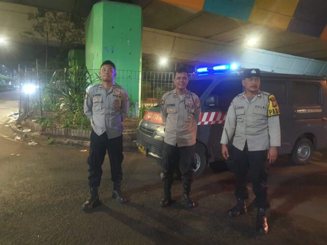 
					Hadir di Jam Rawan, Polri Jaga Keamanan Kemayoran Lewat Patroli Strong Point