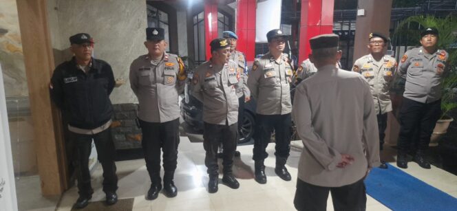 
					Apel Patroli Cipkon Menteng, Polisi Siaga Cegah Tawuran dan Antisipasi Banjir
