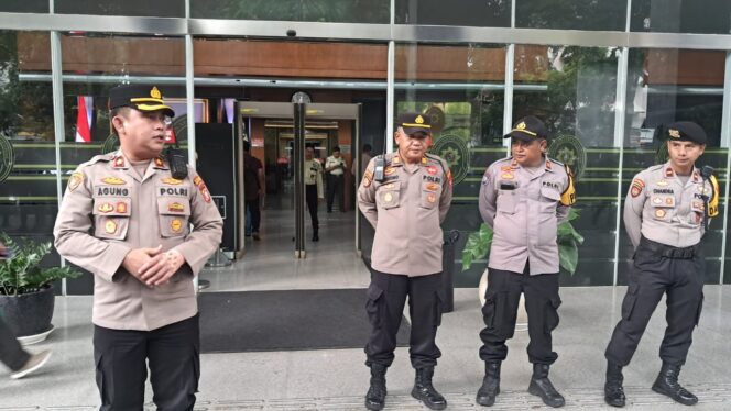 
					Polri Pastikan Persidangan Aman dan Lancar, Pengamanan PN Jakarta Pusat Diperkuat