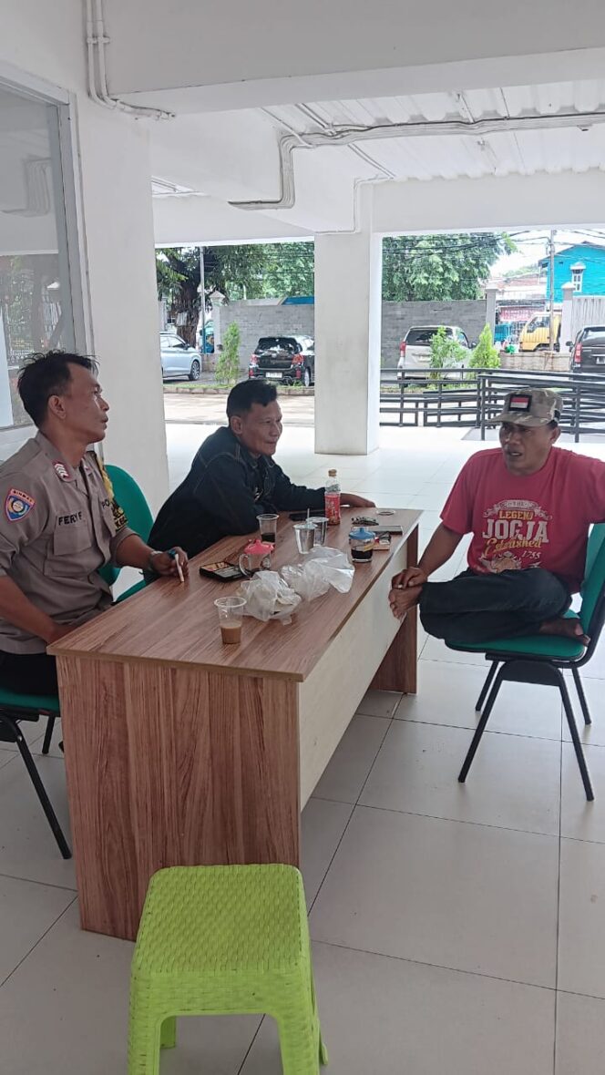 
					Polisi Aktif Jaga Lingkungan, Warga Serdang Diajak Bersama Ciptakan Keamanan