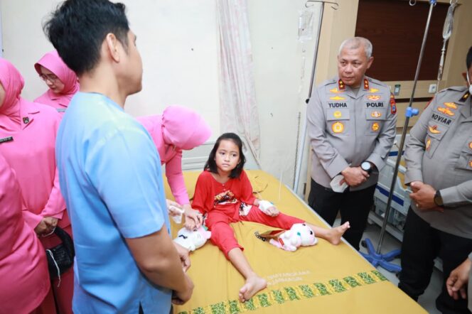 
					Bhabinkamtibmas Kelurahan Melawai Laksanakan Sambang dan Pemasangan Stiker “Pelajar Jaga Jakarta” serta “Jaga Jakarta”