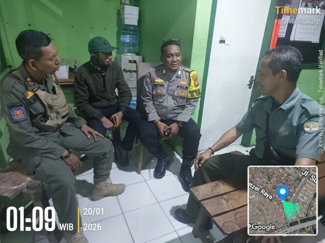 
					Polri Perkuat Cooling System, Patroli Dini Hari di Kemayoran Jaga Keamanan Lingkungan