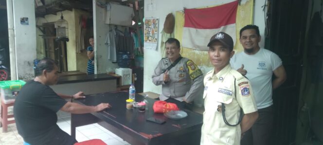
					Polri Mengedepankan Dialog, Keamanan Pasar Harapan Mulia Terpelihara