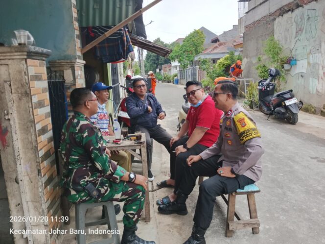 
					Bhabinkamtibmas dan Babinsa Perkuat Sinergi Lewat Patroli dan Sambang Lingkungan di Kampung Rawa