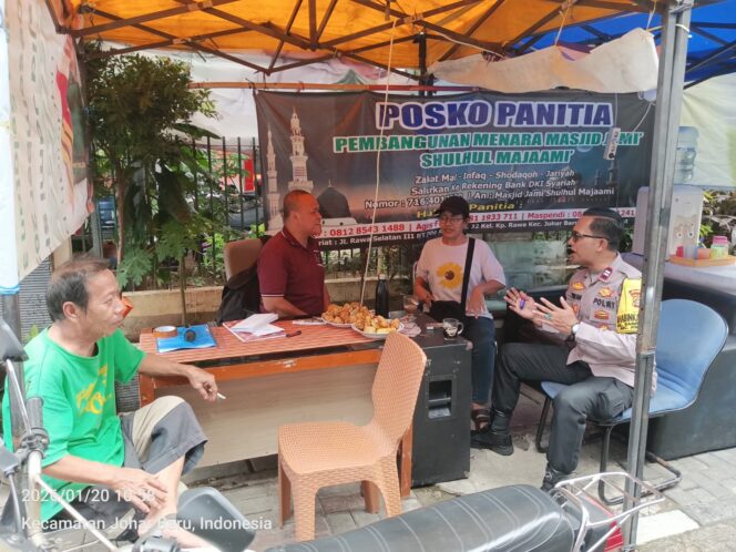 
					Pagi di Area Pemukiman Warga, Polisi Lakukan Patroli dan Sambang Lingkungan di Kampung Rawa