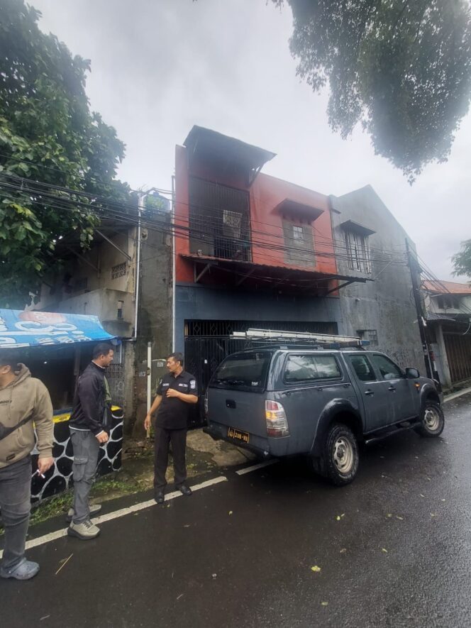 
					Pengecekan Lokasi Pemasangan CCTV Rawan Tawuran di Johar Baru, Polisi Perkuat Pengawasan Berbasis Teknologi