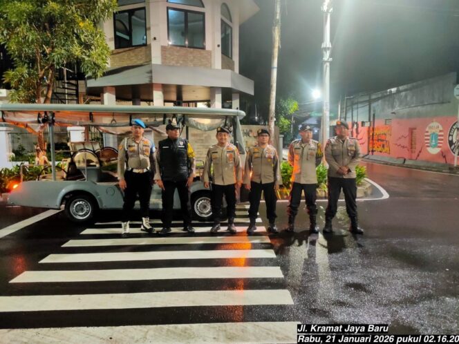 
					Dini Hari Menyusuri Johar Baru, Polisi Tekan Potensi Tawuran dan Guantibmas