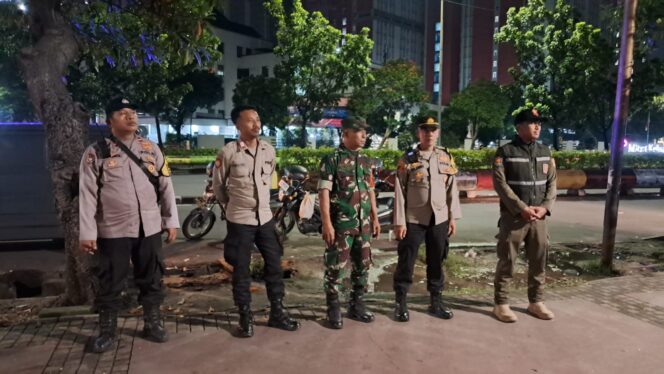 
					Patroli Humanis Polri Bersama Tiga Pilar, Jaga Jakarta di Jam Rawan