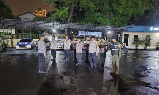 
					Selepas Hujan, 3 Pilar Menteng Laksanakan Apel Patroli Perkuat Kesiapsiagaan Malam Hari