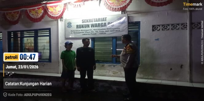 
					Bhabinkamtibmas Turun Langsung, Polri Pastikan Lingkungan Aman dan Kondusif