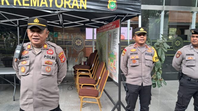 
					Apel Pengamanan Digelar, Polri Jamin Kelancaran Sidang di Pengadilan Negeri Jakarta Pusat