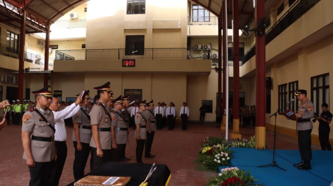 
					Empat Kapolsek Jajaran Diganti, Kapolres Jakpus Tekankan Pelayanan Presisi dan Kepercayaan Publik