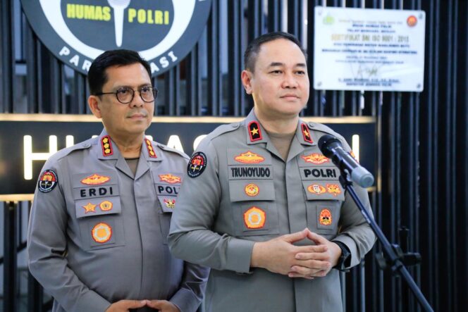 
					Polri Laksanakan Mutasi 85 Pati dan Pamen pada Januari 2026