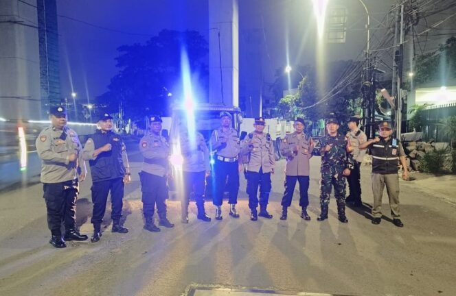 
					Sinergi Tiga Pilar Sisir Perbatasan Menteng, Polisi Intensifkan Pencegahan Tawuran Malam Hari