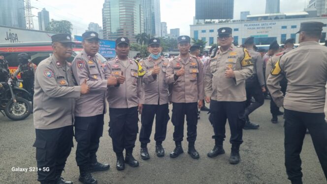
					Bhabinkamtibmas Kampung Bali Hadiri Apel Gelar Pasukan Operasi Kepolisian Kewilayahan Pekat Jaya 2026
