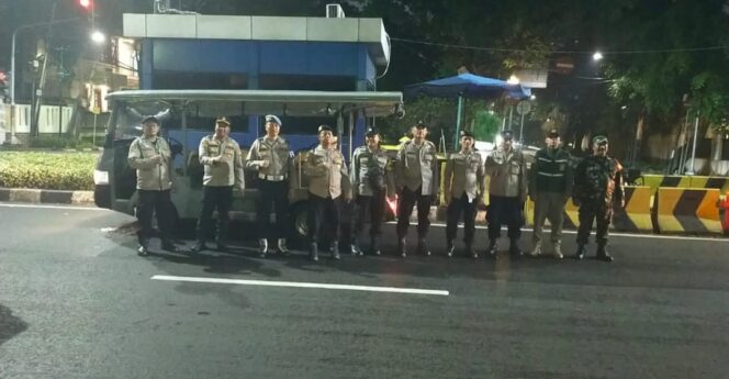 
					Jaga Stabilitas Keamanan Malam Hari, Polsek Metro Menteng Intensifkan Patroli Tiga Pilar di Teuku Umar