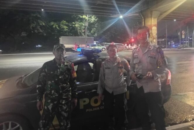 
					Polsek Cempaka Putih Gelar Patroli Cipta Kondisi di TL Rawasari, Antisipasi Balap Liar dan Kejahatan Malam Hari