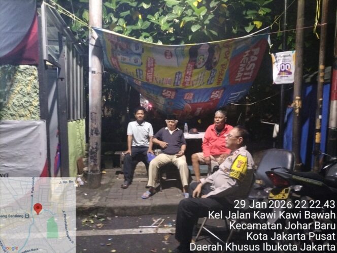 
					Patroli Dini Hari Perkuat Rasa Aman, Bhabinkamtibmas Johar Baru Ajak Warga Antisipasi Pencurian