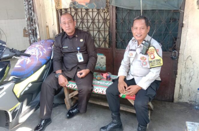 
					Silaturahmi Kamtibmas Polri Di Pos Satpam Pasar Baru, Perkuat Keamanan Pertokoan