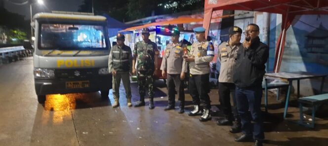
					Sinergi Tiga Pilar Jaga Perbatasan Kwitang–Kalipasir, Situasi Menteng Tetap Kondusif