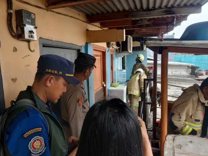 
					Respon Cepat Polisi Tangani Kebakaran Permukiman Warga di Galur
