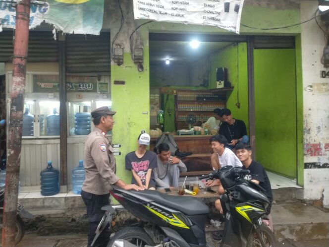 
					Bangun Benteng Sosial dari Lingkungan, Polisi dan Karang Taruna Galur Perkuat Kamtibmas