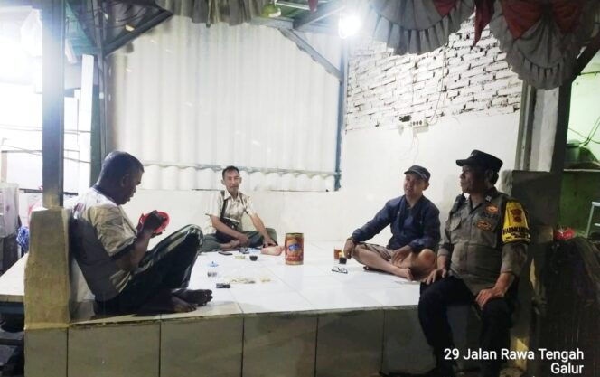 
					Polisi dan Warga Galur Perkuat Barisan Cegah Tawuran Lewat Pos Terpadu