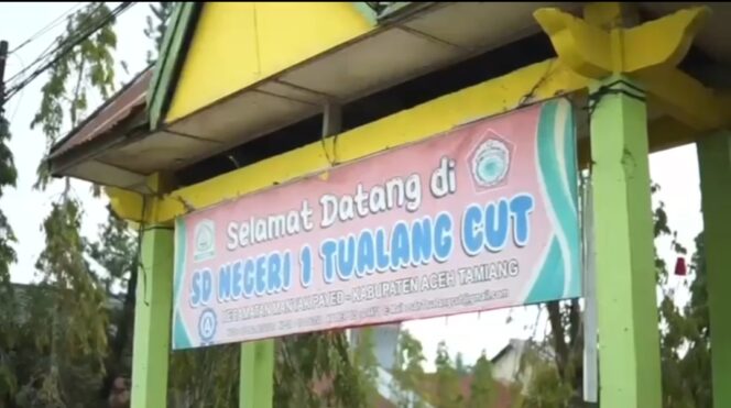 
					Polri Dampingi Pemulihan SDN 1 Tualang Cut Pascabanjir, Sekolah Siap Sambut Siswa 5 Januari 2026