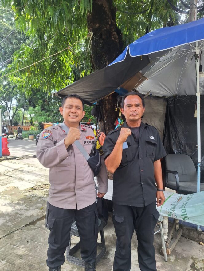 
					Patroli Dialogis di Cafe Tanatap, Bhabinkamtibmas Pegangsaan Perkuat Pencegahan Kejahatan C3