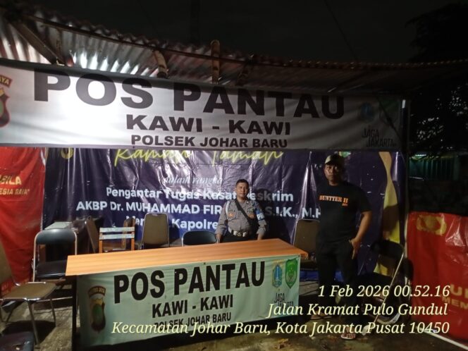 
					Jaga Perbatasan Tetap Kondusif, Polisi Siaga Semalaman di Pos Pantau Kawi-Kawi