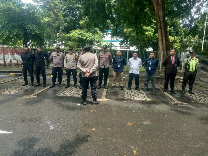 
					Polri Hadir Layani Aspirasi, Apel Pelayanan Unjuk Rasa Digelar di Wisma BNI 46