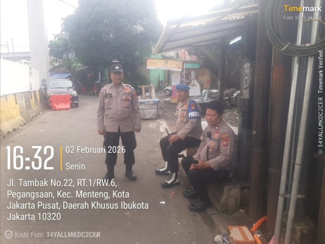 
					Patroli Wilayah Menteng Diperketat, Polisi Cegah Tawuran di Perbatasan Manggarai–Tambak Ujung