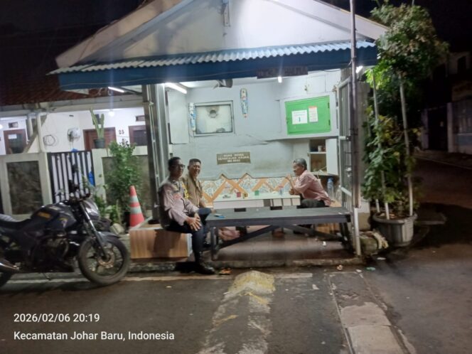 
					Perkuat Cooling System, Polisi Sambangi Warga Kampung Rawa untuk Jaga Kamtibmas