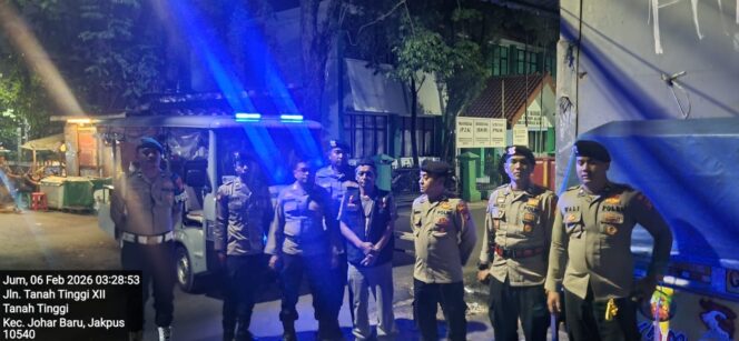 
					Patroli Cipta Kondisi Dini Hari, Polisi Antisipasi Gangguan Kamtibmas di Johar Baru